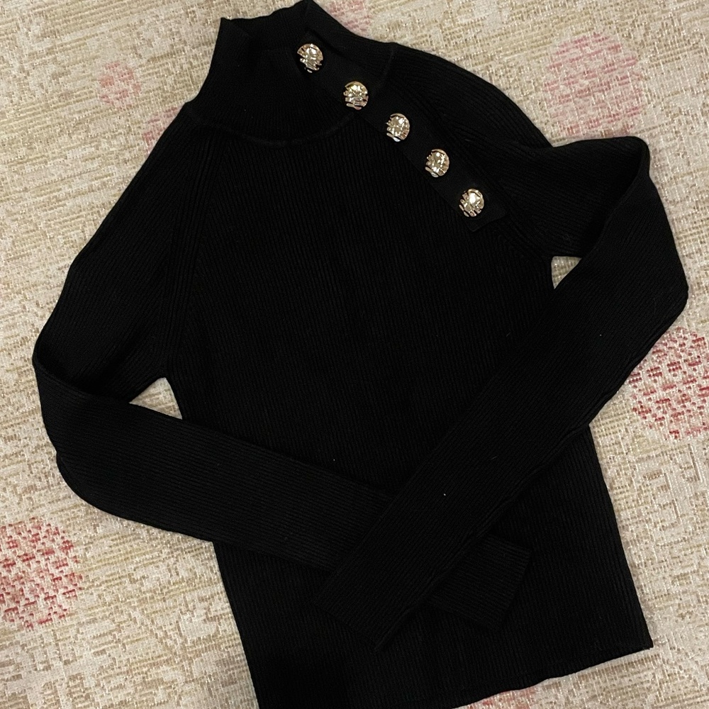 Zara Ribbed Black Sweater - Picture 2 of 6